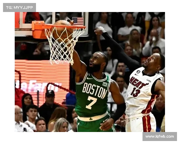 朱彦硕解读霍福德的作用：低调却关键的稳定力量(霍福德一家)