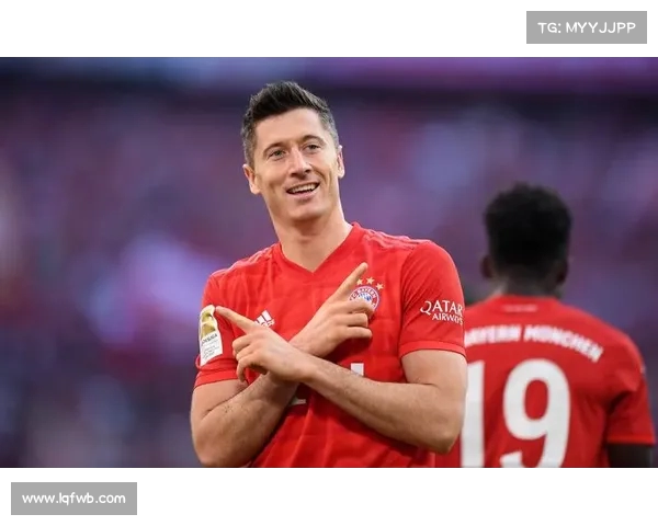 莱万感慨波兰球迷热情支持，重返多特蒙德让他倍感特别(波兰队莱万)