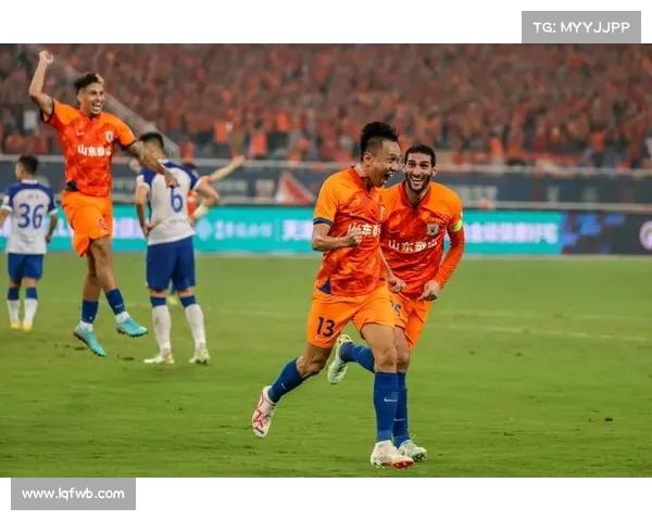 足球场上的意外英雄，这场比赛改变了他们的命运