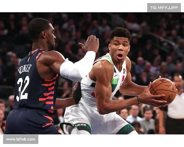 字母哥带领雄鹿队大胜对手，逐步逼近季后赛