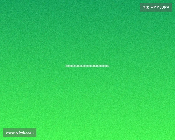 洪水过后桂林新景象:被淹象鼻山渐显真容,漓江黄水难挡游客热情 洪水过后桂林新景象:被淹象鼻山渐显真容,漓江黄水难挡游客热情